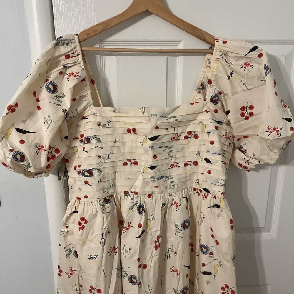 NEW Abercrombie & Fitch Floral Cream Puff Sleeve Dress